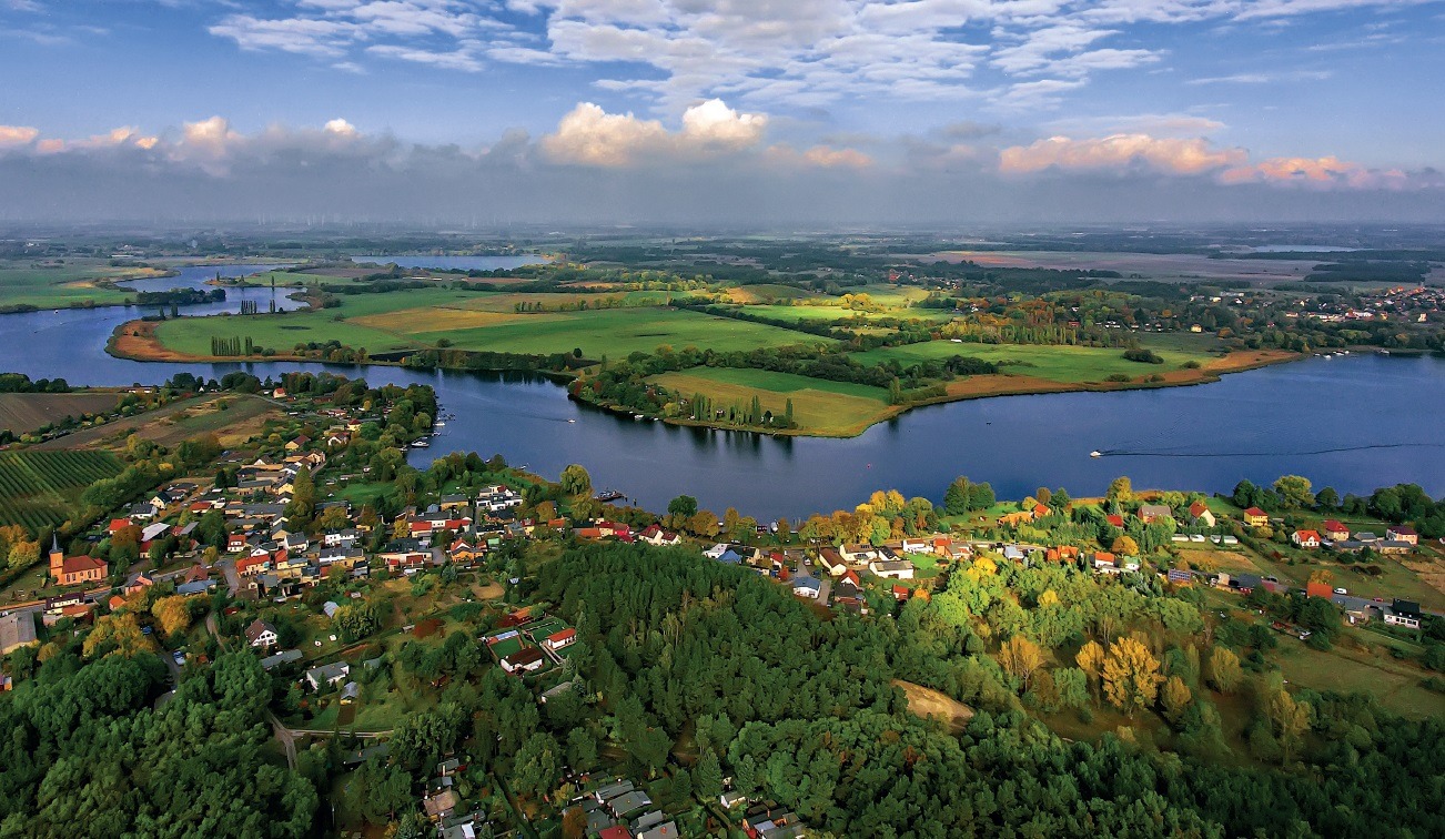 Luftbild_Phben_Blick_vom_Phbener_Wachtelberg_auf_das_Dorf_Foto_Tom_Klement